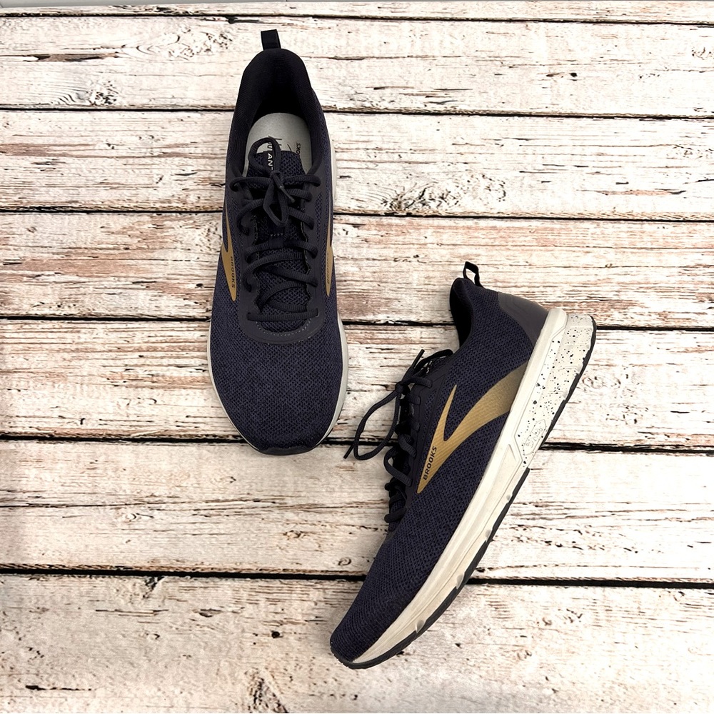 NIB Brooks Anthem 3 Navy/Grey/Gold 14